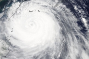 Супертайфун «Соуделор» стал самым интенсивным тропическим циклоном на планете в этом году